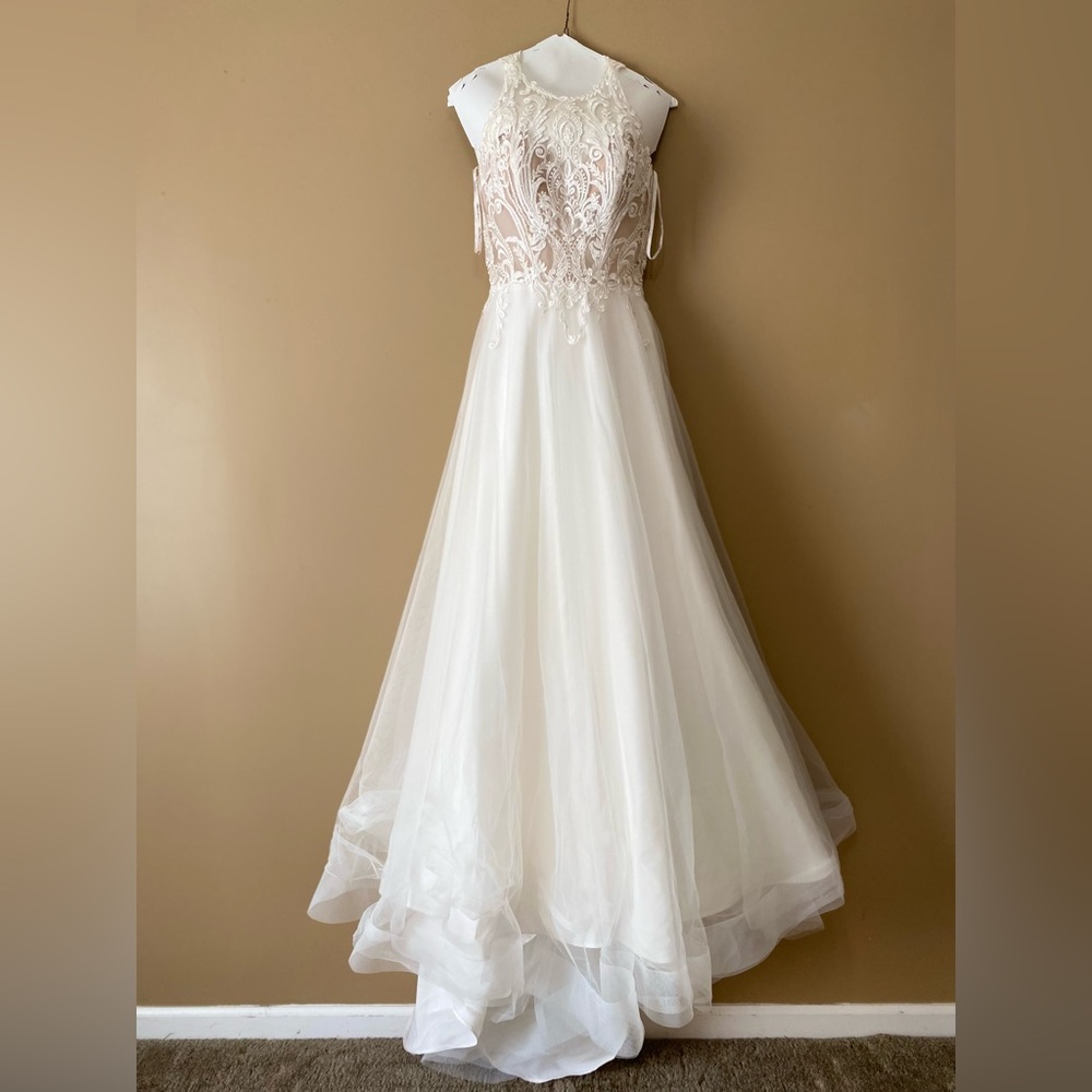 Size 8 Rebecca Ingram Ardelle Wedding Dress